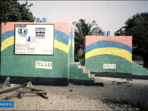 R009